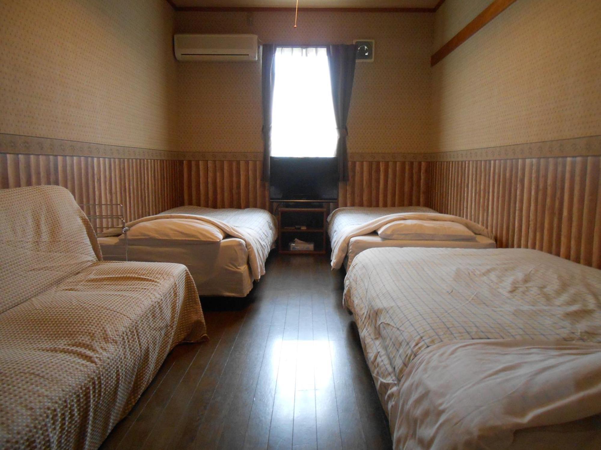 Biwa Monogatari Hotel Atami  Buitenkant foto