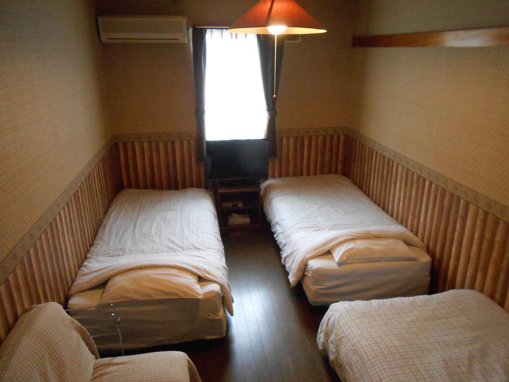 Biwa Monogatari Hotel Atami  Buitenkant foto