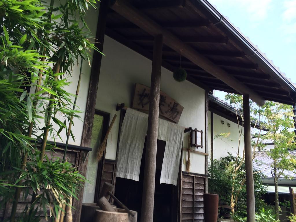 Biwa Monogatari Hotel Atami  Buitenkant foto