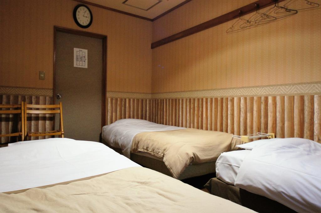 Biwa Monogatari Hotel Atami  Buitenkant foto